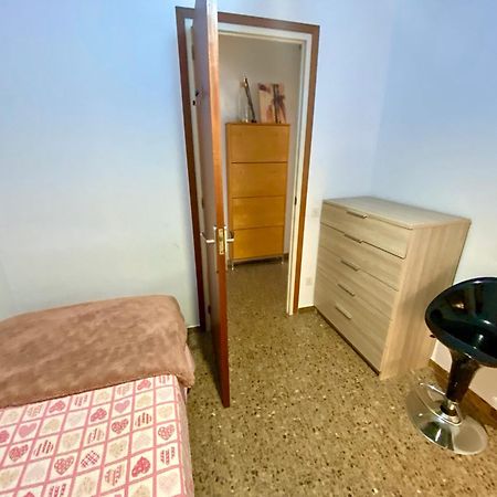 Apartamento Floral Al Centro De Palamos Con Wi-Fi Exterior photo