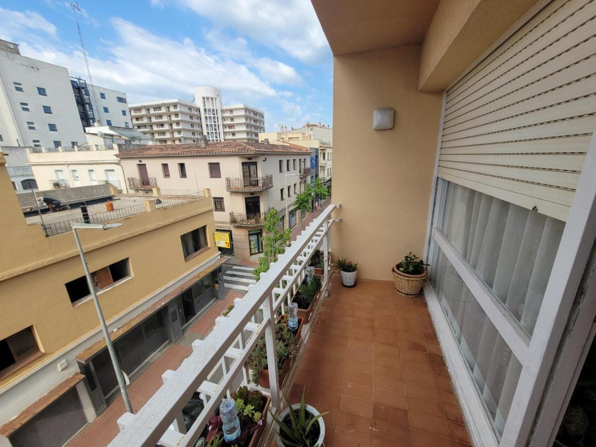 Apartamento Floral Al Centro De Palamos Con Wi-Fi Exterior photo